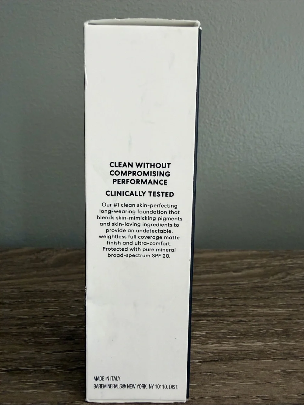 bareMinerals BAREPRO Skin-Perfecting Matte Liquid Foundation - Medium Warm 30